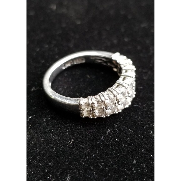 925 STERLING SILVER ICY CUBIC ZIRCONIA 8MM 2 ROW Size 7 - Picture 1 of 9